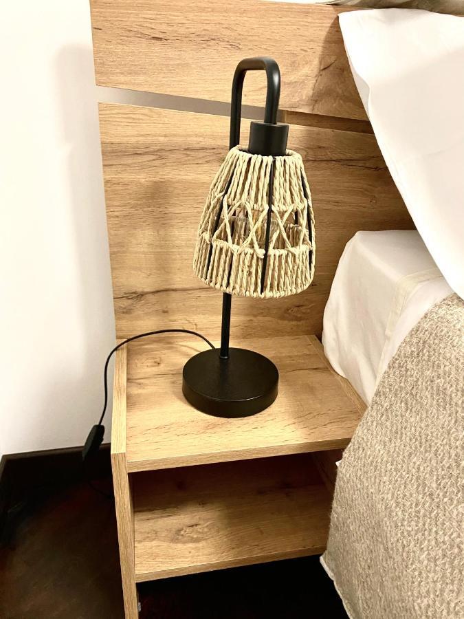 Appartement Wood Luxury House à Pescara Extérieur photo